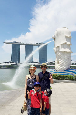 年に1度の家族旅行が何よりの楽しみ。シンガポールやマレーシアなどに行きました 